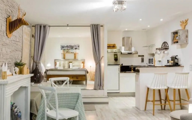 Un Cottage Alpin chaleureux dans le coeur d Annecy avec 2 vélos