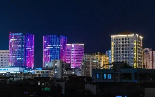 Bolinniao Homestay (MIXC Shantou)