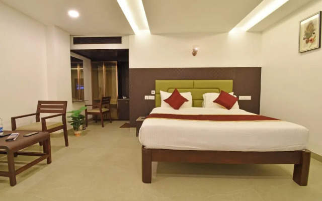 A K G Hotel
