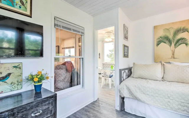 Family-friendly Savannah Vacation Rental w/ Decks!