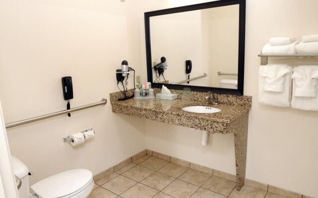 Holiday Inn Express Hotel & Suites Cambridge by IHG