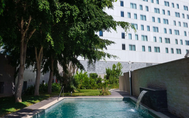 Novotel Convention And Spa