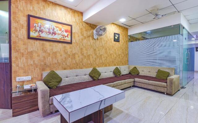 Fabhotel Acropole Inn