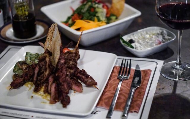 Cati Hotel Boutique Plus