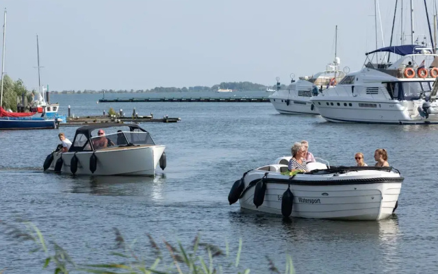 Lodge by Markermeer With Eco-friendly Design