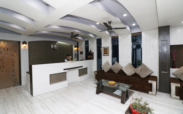 Hotel Paradise – Lobby – Haridwar