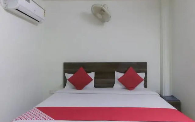 Hotel Chandra Deep