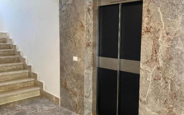 DIZETA Suite and Apartment