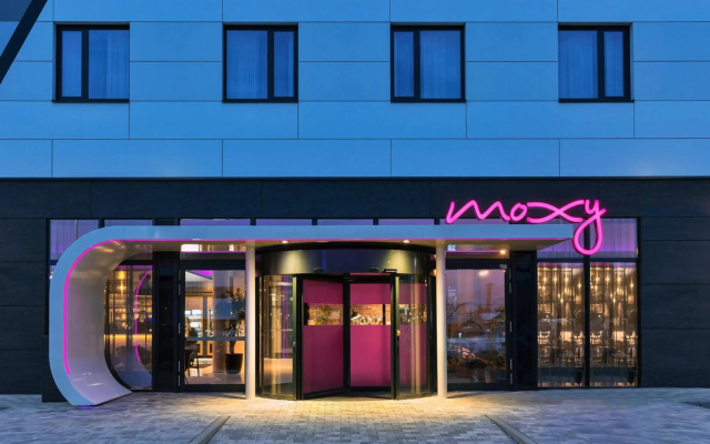 Moxy Frankfurt Airport Kelsterbach