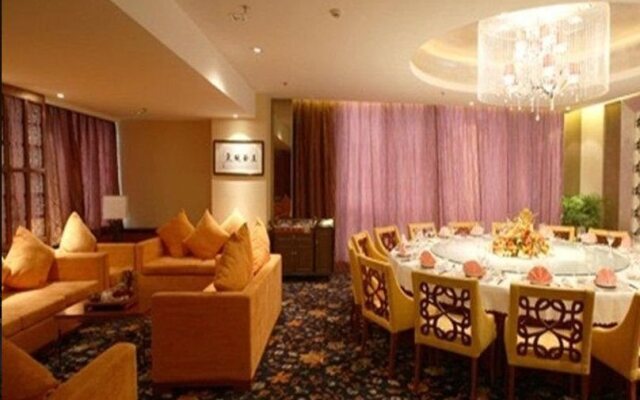 UrCove by Hyatt Tianjin West Railway Station