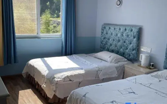 Pengzhou Bailuzhen Xiyou Homestay