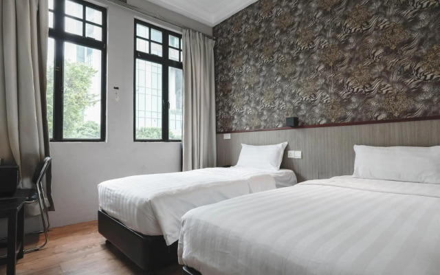The Noble Hotel