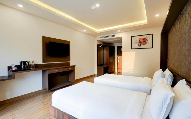 Premium Stays Near Phoenix Mall