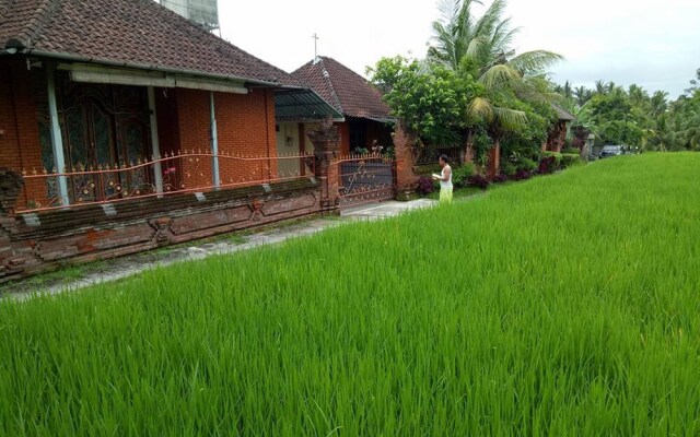 Tri Hita Karana House