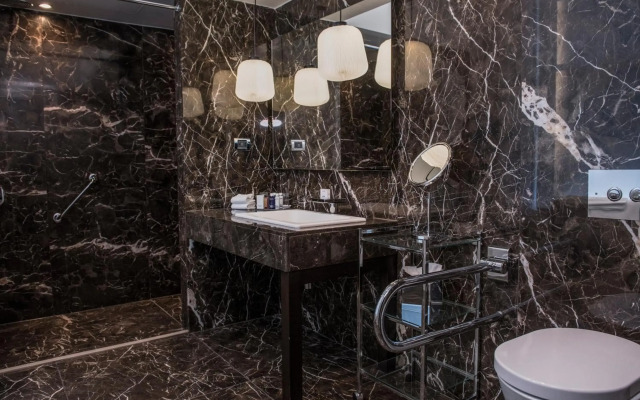 Kimpton Blythswood Hotel & Spa by IHG