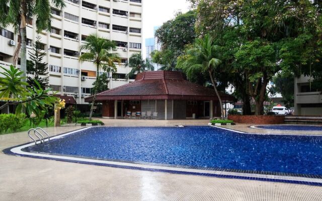 Cozy and Elegant Shahzan Court