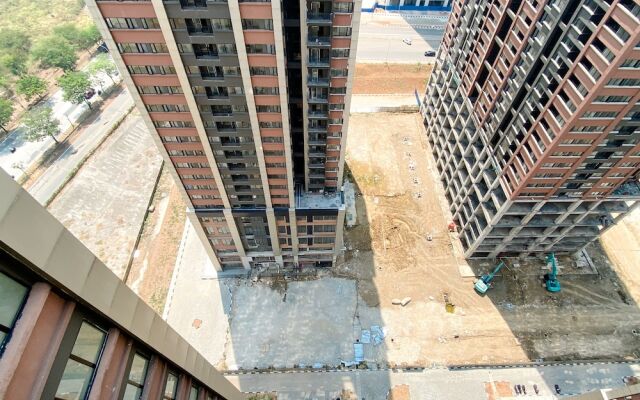 Well Designed And Cozy 2Br Meikarta Apartment