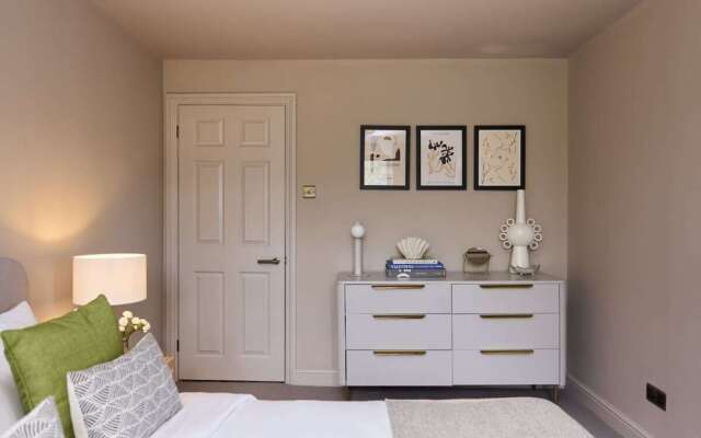The Twickenham Wonder - Lovely 1bdr Flat With Parking