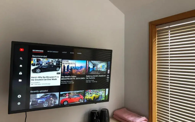 Remarkables & Kawarau Falls Visitors House