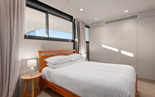 Modern 1-bed With Tamarama Beach Views – Guest Rooms – Sydney