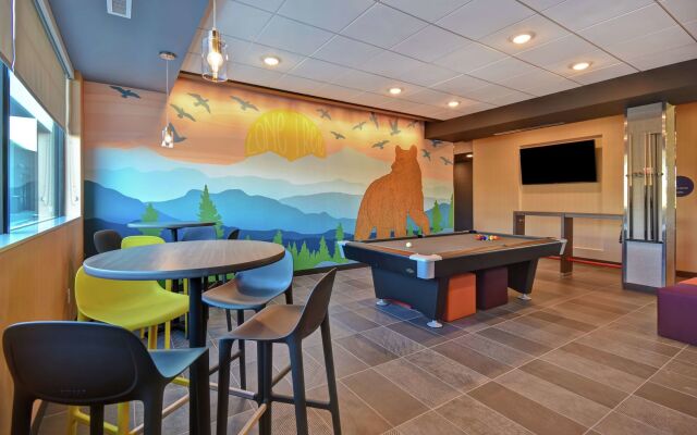 Tru By Hilton Denver South Park Meadows