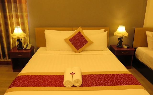 Sunflowers Hotel