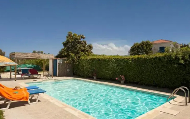 Rotiana Villas