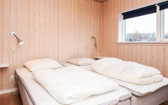 10 Person Holiday Home in Glesborg-by Traum