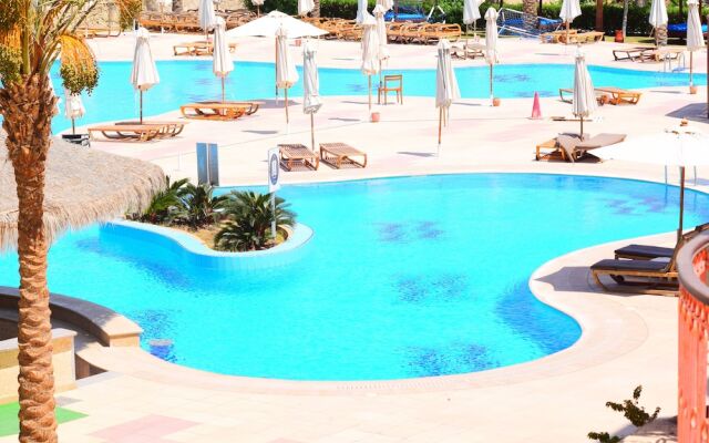 DoubleTree by Hilton Sharm El Sheikh - Sharks Bay Resort