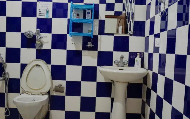 AAO Hostels
