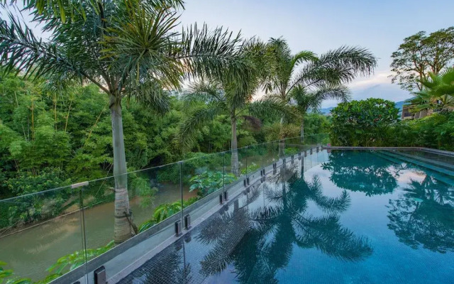 Nankun Shanju Hot Spring Resort