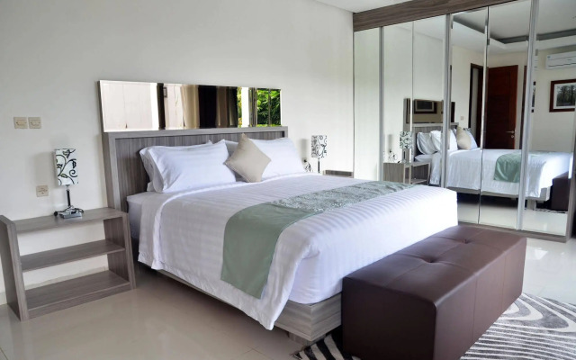 BreezeBlows City View 5BR with Pool + Familly Room