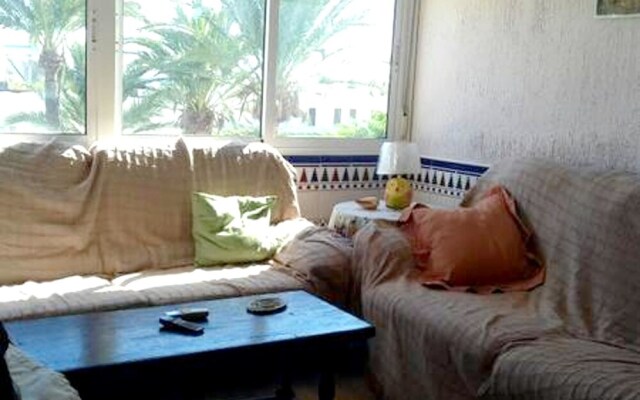 Apartment With 2 Bedrooms in Roquetas de Mar, With Furnished Terrace a