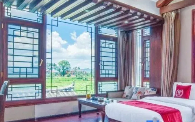 Puzhehei Pusu Lake View Homestay