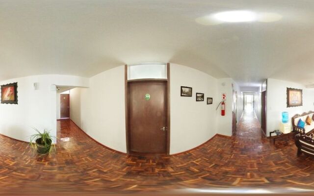 Hotel Plaza 24