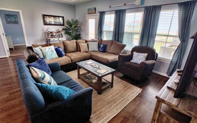 After Dune Delight 3 Bedroom Home by Redawning