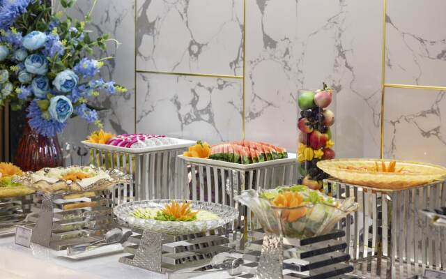 Miracle Luxury Hotel