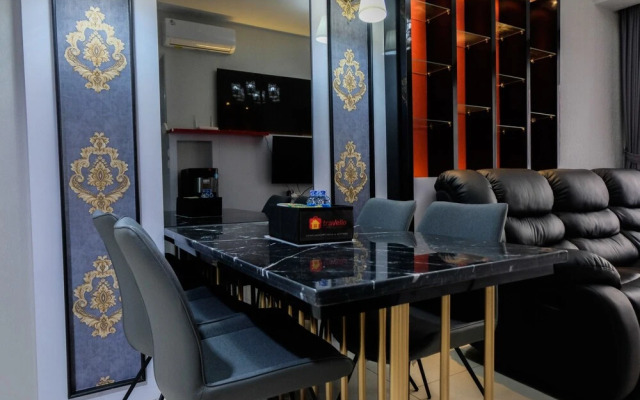 3BR Apartment with Pool View at M-Town Residence