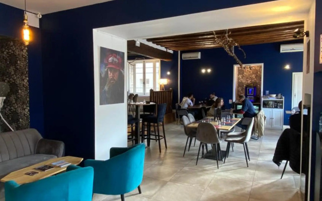 Hotel Restaurant La Place