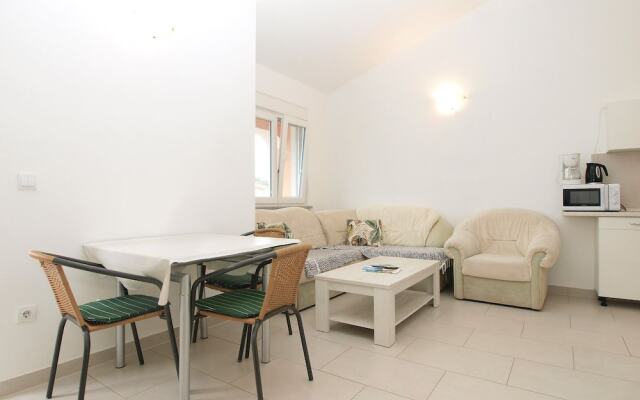 Apartment 1774