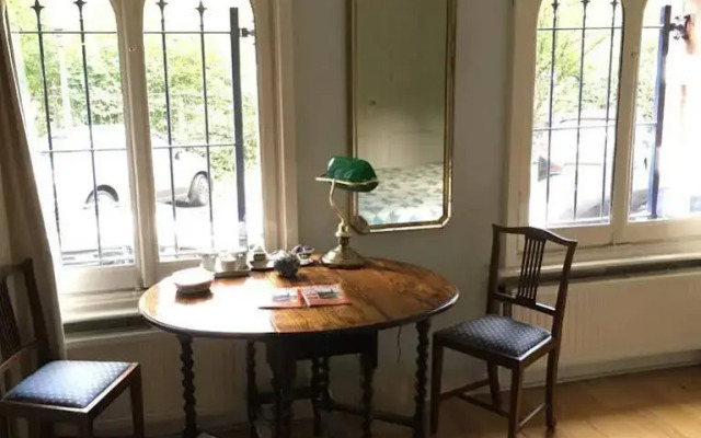 Vondelparkmuseum B&B