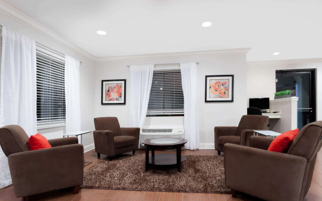 Ramada by Wyndham Tell City