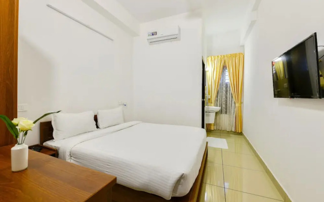 Sunstar Residency & Food Plaza Pala
