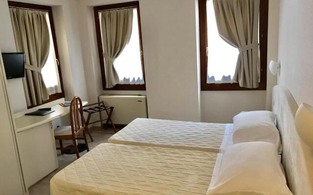 Hotel Roma