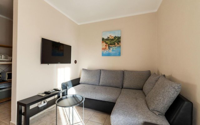 Amazing Apartment in Starigrad With 1 Bedrooms and Wifi