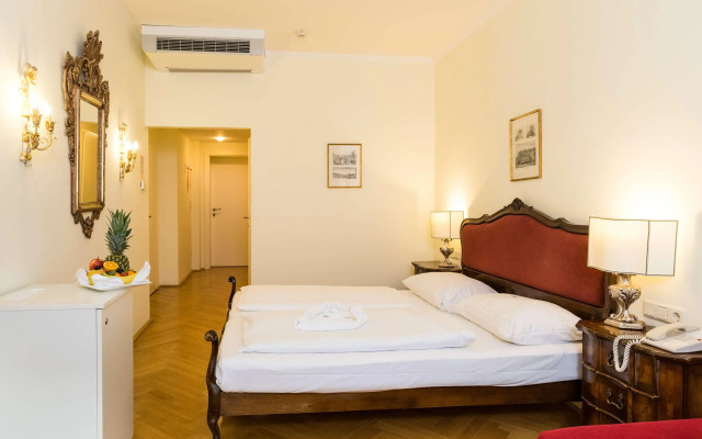 Hotel Royal