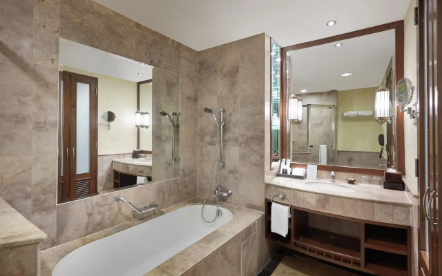 The Davis Bangkok Hotel