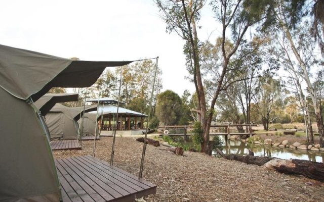 Billabong Camp, Taronga Western Plains Zoo