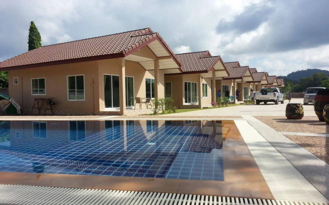 Krabi Good Luck Resort