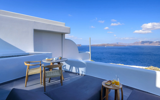 Neptune Luxury Spa Suites